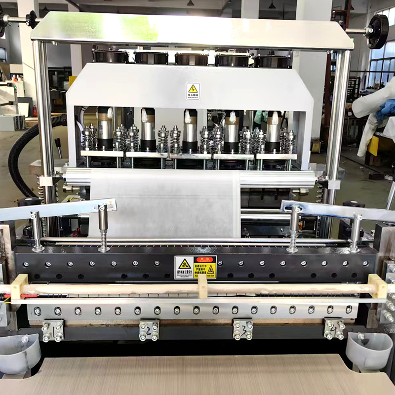 Máquina de fronha não tecido